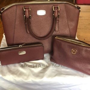 Michael Kors handbag with  wallet & makeup bag